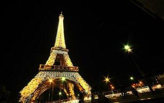 Eiffel Tower Paris Night Wallpaper Background