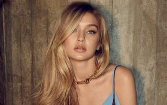 Gigi Hadid Wallpaper High Quality Resolution