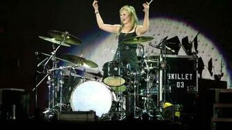 Jen Ledger Wallpaper