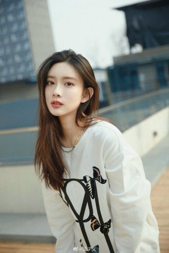Meng Ziyi Archive On Weibo Oasis Update