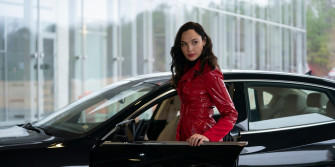 Red Notice Gal Gadot Image Social Feature Wallpaper