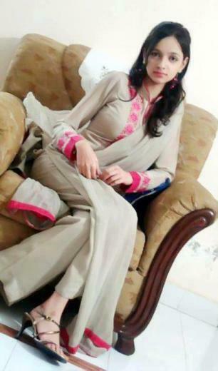 Wallpaper Beautiful Hot Cute Pakistani Local Beauty Teen Girls