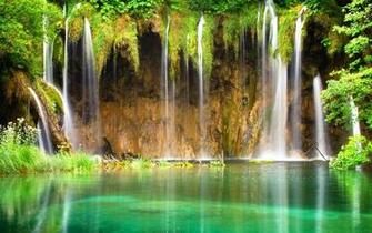 Spring Waterfall HD Desktop Wallpaper