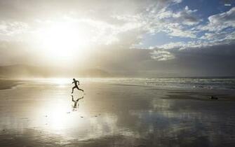 Running Wallpaper HD Background Screensavers 2560p