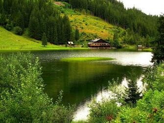 Lake House Wallpaper Background
