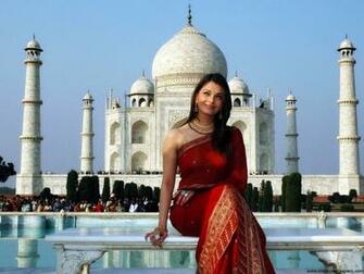 Beautiful Aishwarya Rai And Taj Mahal Wallpaper HD