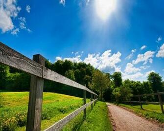 Beautiful Sunny Day Wallpaper Picserio