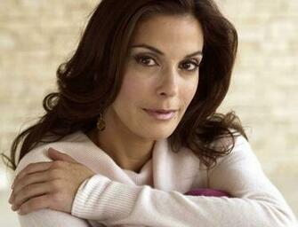 Teri Hatcher Wallpaper Image Photos Pictures Background