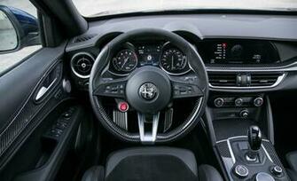 Alfa Romeo Stelvio Quadrifoglio Res