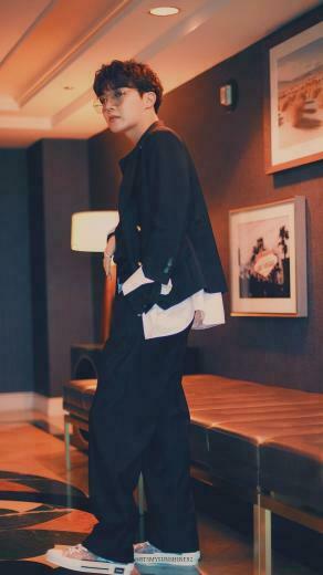 Jung Hoseok Naver X Dispatch Bts In Bbma Lockscreen