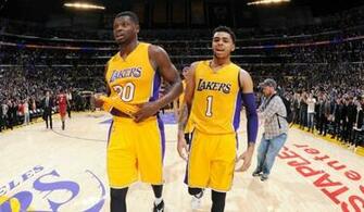 Angelo Russell Y Julius Randle Fueron Invitados A Entrenador Con El