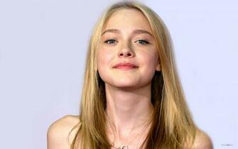 Dakota Fanning Image Wallpaper High Definition
