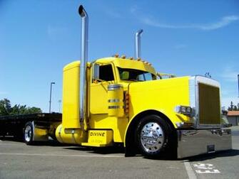 Dekstop Wallpaper Yellow Peterbilt