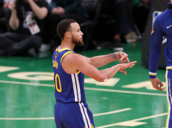 Stephen Curry Gets Long Awaited Nba Finals Mvp After Winning 4th