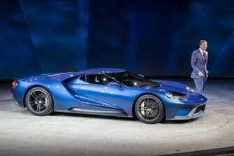 New Ford Gt Supercar Revealed At Detroit Auto Show Car
