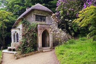 Houses Beautiful English Cottage Flowers Grass Peaceful