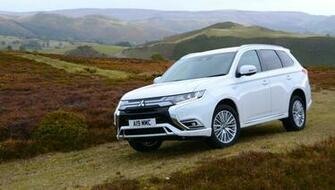 Mitsubishi Outlander Phev 4wd Re Greencarguide Co Uk