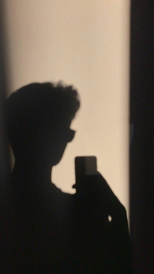 Aesthetic Boy Shadow Pic Wallpaper