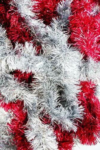 Properprintables Tinsel Holiday Wallpaper