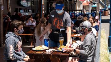 Restaurants And Bars Are Struggling Under Pa S Coronavirus