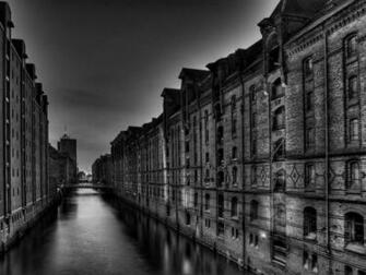 Black And White Italy Desktop Wallpaper