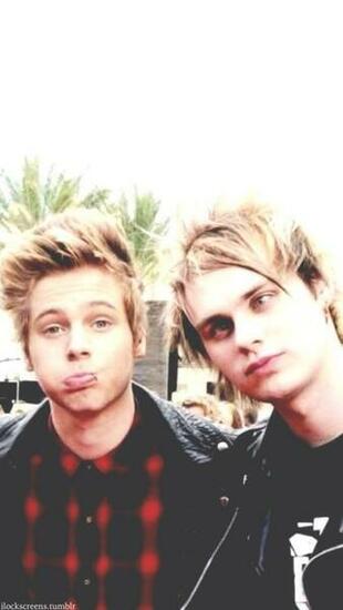 Muke iPhone Wallpaper