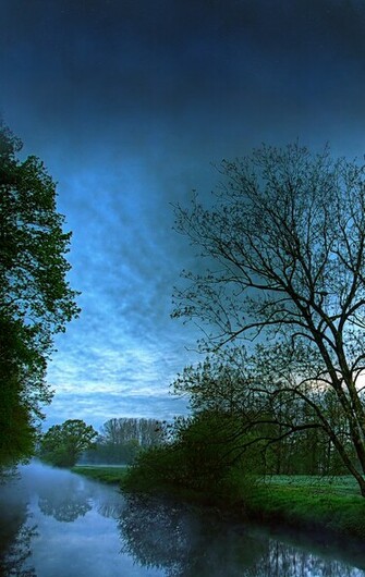 Large Background Desktop Vertical Wallpaper For Portrait