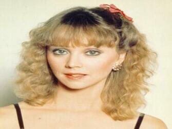 Shelley Long Wallpaper