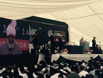 Amya Uk On Khalifofislam Delivering Live Address To