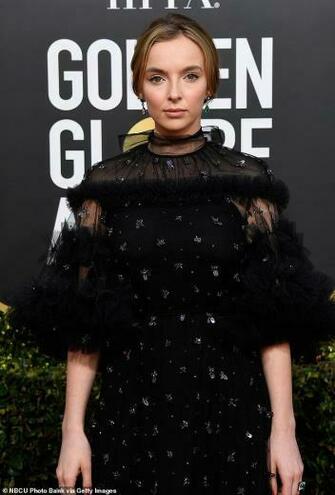Golden Globes Killing Eve S Jodie Comer And Sandra Oh Lead Glamour