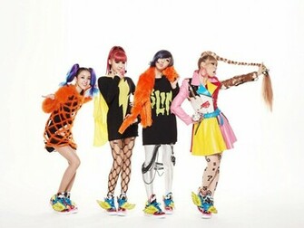 Wallpaper Of K Pop Group 2ne1 Get The Music