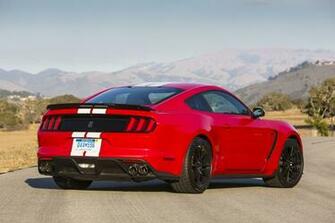Chevrolet Corvette Stingray Z51 Vs Ford Mustang