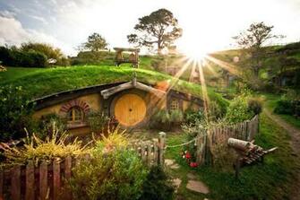 Kitten Given New Awesome Life On Hobbiton Movie Set Blastr