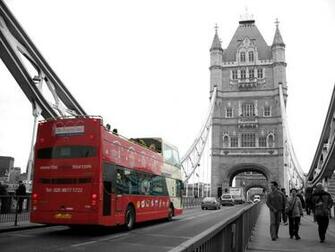 London Bridge Wallpaper Black And White Bus