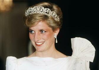 All The Tiaras Meghan Markle Could Wear To Her Royal Wedding Time