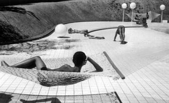 Martine Franck Shines At Fondation Henri Cartier Bresson Wallpaper