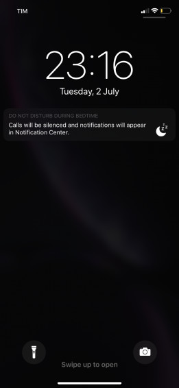 iPhone Wallpaper Keeps Going Black Apple Community