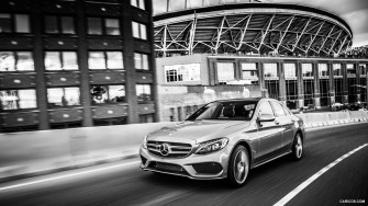 Gracefully Engineered Mercedes Wallpaper