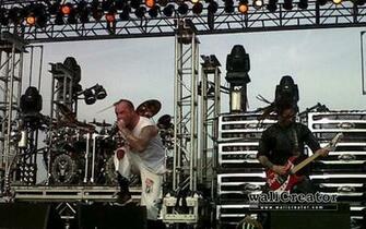 Ffdp River Riot Wallpaper