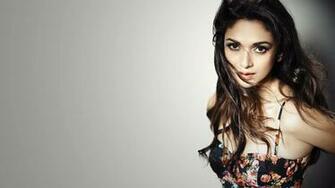 Aditi Rao Hydari UHD 8k Wallpaper