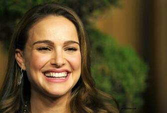 Wallpaper Natalie Portman MaximumwallHD