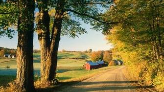 Woodstock South Wallpaper Vermont Farm