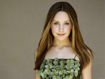 Amanda Bynes Wallpaper High Quality