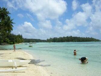 Tahiti Beach Wallpaper