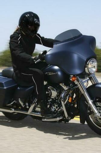 Harley Davidson Flhx Street Glide Desktop Wallpaper
