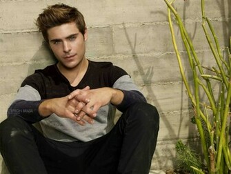 Zac Efron Wallpaper High Definition Quality Widescreen