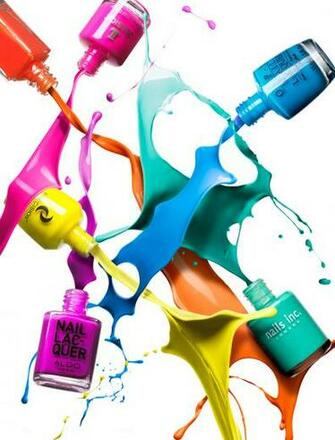 Beauty Nail Varnish Polish Colour Action Pour Splash Spill Liquid