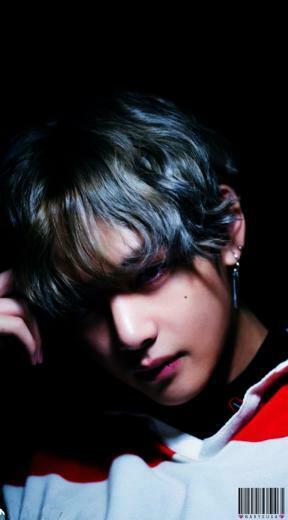 Tae Hyung iPhone Wallpaper Top