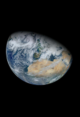 iPhone X Earth Wallpaper