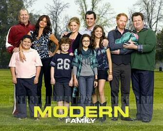 Modern Family Wallpaper Size More